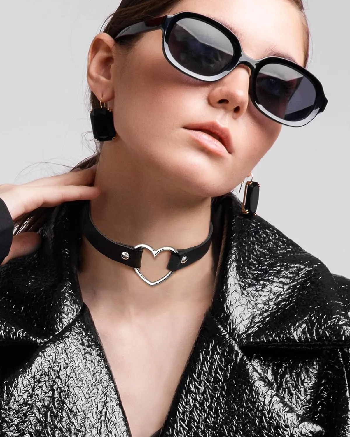 2PCS Black Choker Necklace for Women Leather Chokers Collar and Leash Set Goth Sexy Chokers for Women Heart Chain Choker Necklaces Jewelry Gift for Halloween Gothic Outfits Cosplay
