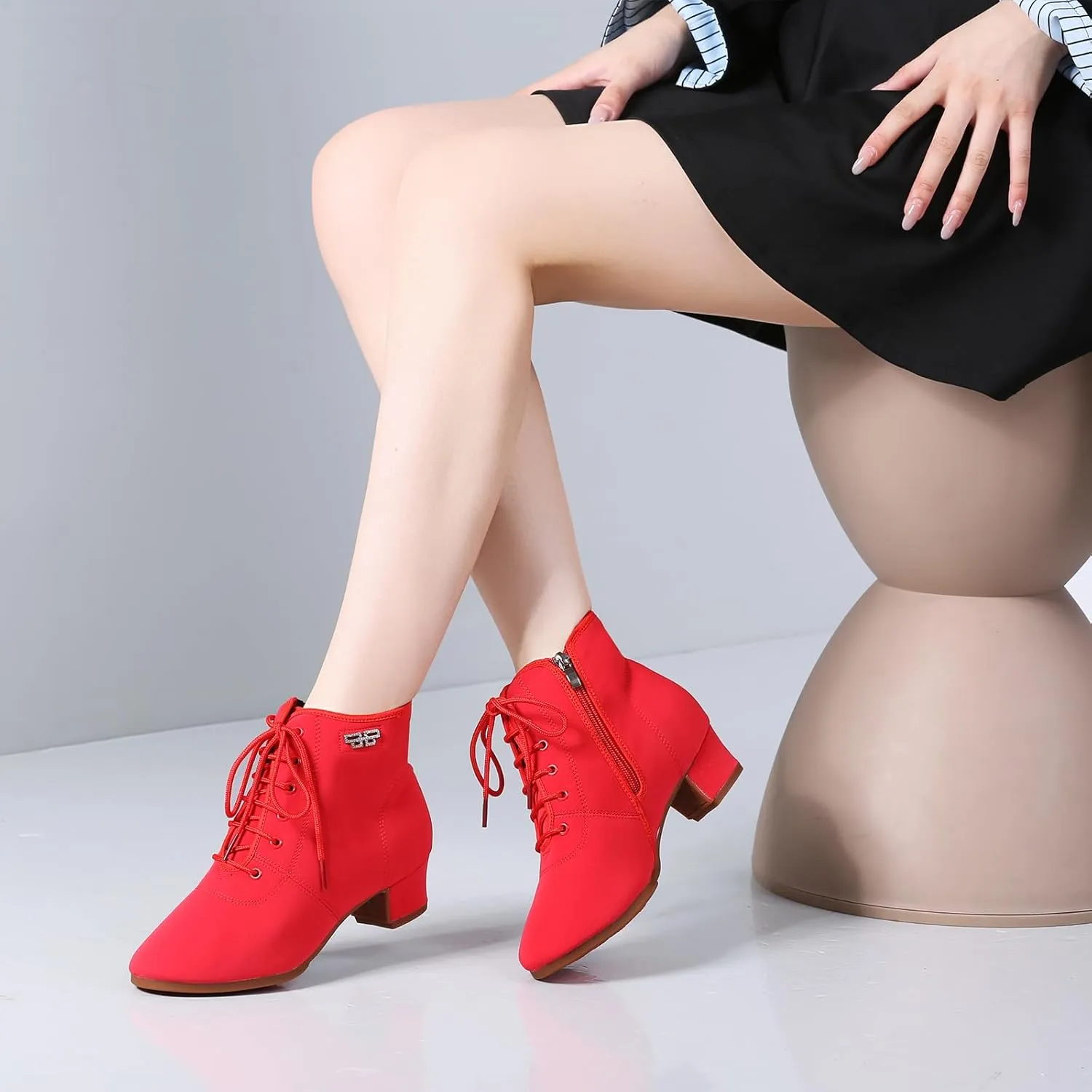 AOQUNFS Latin Dance Boots Low Heel Ballroom Tango Performance Practice Teaching Dancing Shoes for Women
