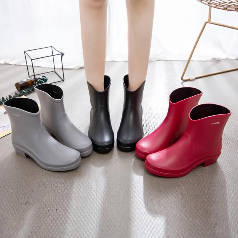 Harssidanzar Womens Ankle Rain Boots Waterproof Garden Shoes Anti-Slipping Short Rain Boots Outdoor Work Shoes HL214US