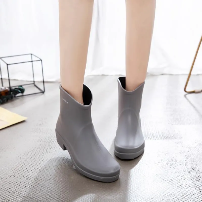 Harssidanzar Womens Ankle Rain Boots Waterproof Garden Shoes Anti-Slipping Short Rain Boots Outdoor Work Shoes HL214US
