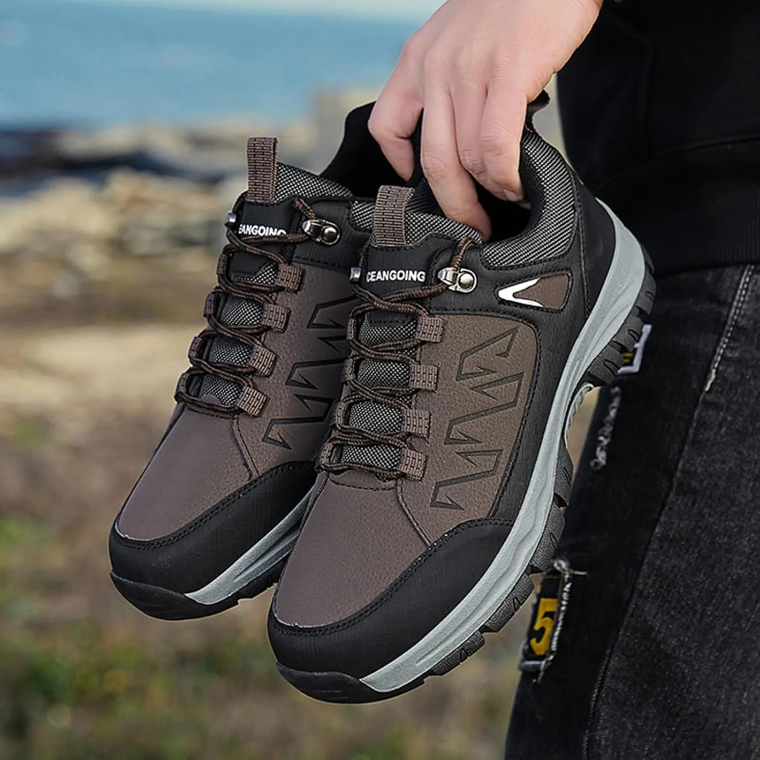 Men's Hiking Shoes Non-Slip Comfortable Walking Shoes Breathable Trial Trekking Sneakers Lightweight Work Shoes