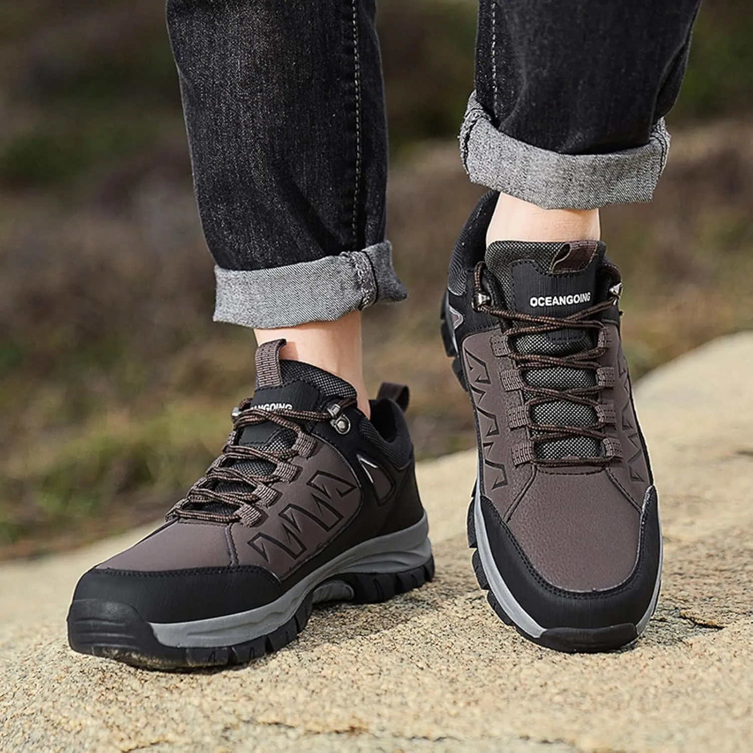Men's Hiking Shoes Non-Slip Comfortable Walking Shoes Breathable Trial Trekking Sneakers Lightweight Work Shoes
