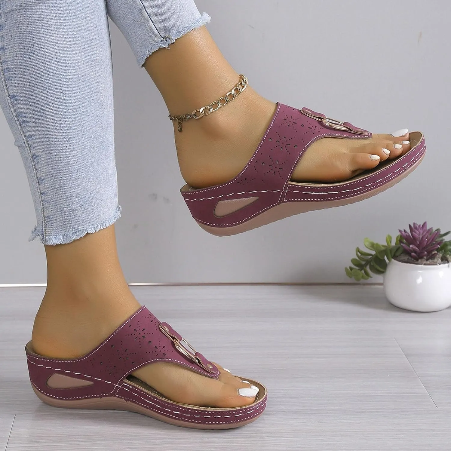 Orthopedic Flip Flops Women Arch Support Summer Slip On Wedge Slippers Comfortable Open Toe Thong Sandal Wide Width Beach Slides