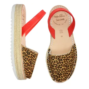 PRESS SAMPLE Leopard and Red Lowforms