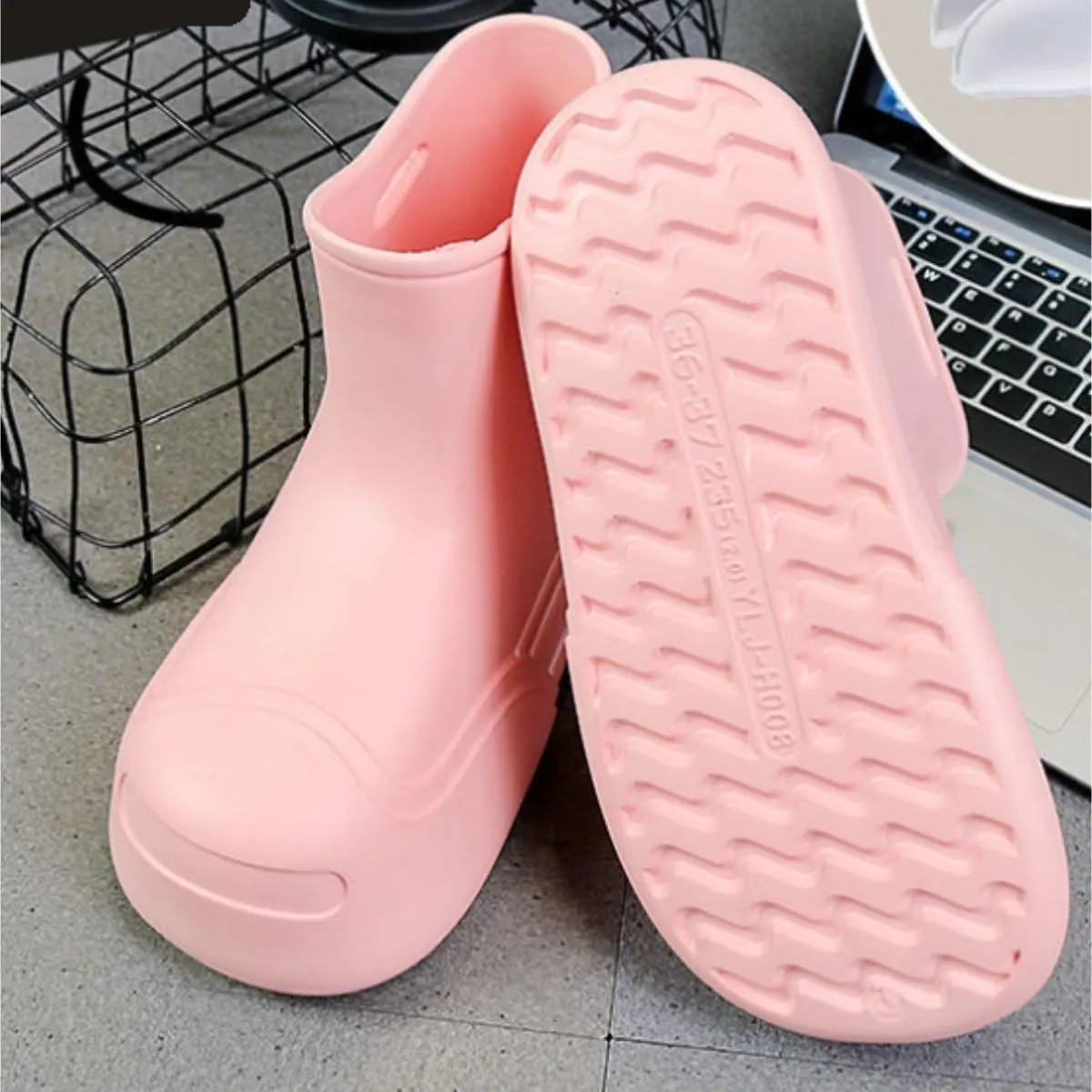 Rain Boots Footwear Women's Outdoor Thick Soled Waterproof Rain Boots Short Tube Four Season Water Shoes Outdoor Work Boots