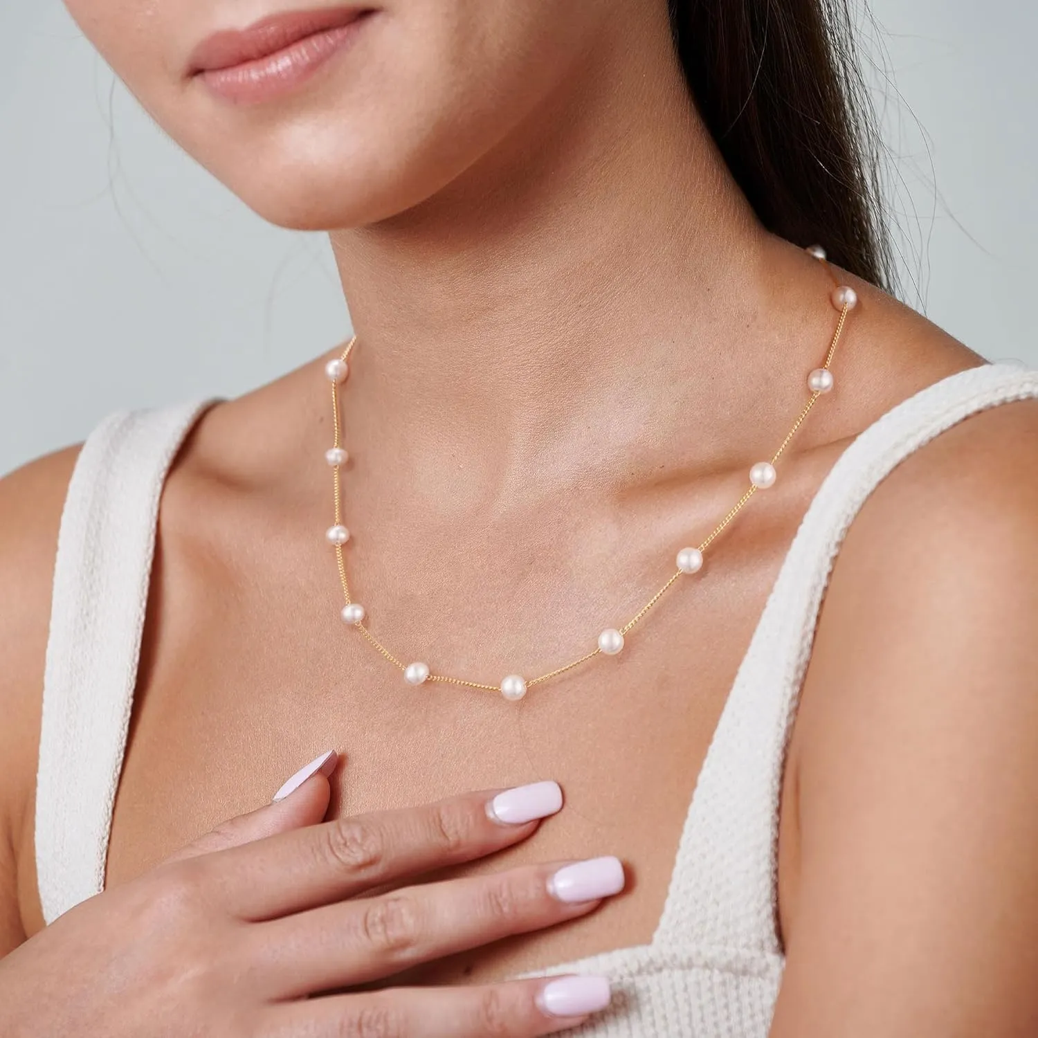 Trendy Pearl Necklace for Women Dainty Layered Gold/Silver Necklaces Pearls Pendant Stackable Choker Chain Jewelry Set