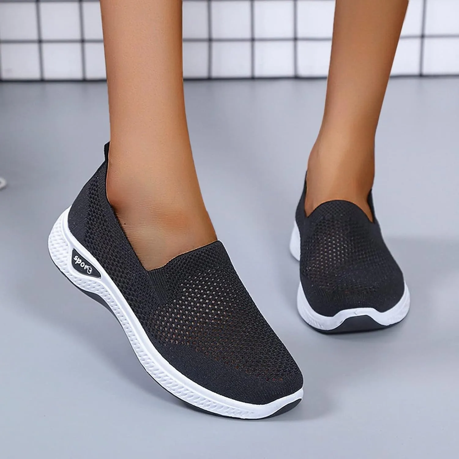 Walking Shoes for Women Comfortable Breathable Knit Sneakers Fashion Woven Orthopedic Sneakers Lightweight Slip-On Sneakers
